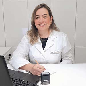 Dra. Lilian Lacerda Leal Sampaio