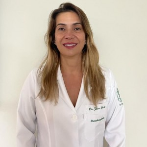 Dra. Juliane Mazera Schmidt 